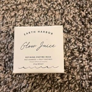 Earth Harbor Glow Juice mask